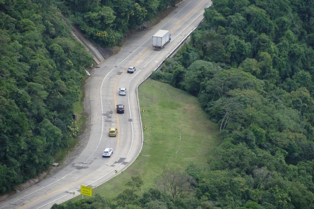 Teresópolis: Veículos mal estacionados atrapalham trânsito e transporte  coletivo - O Diário de Teresópolis
