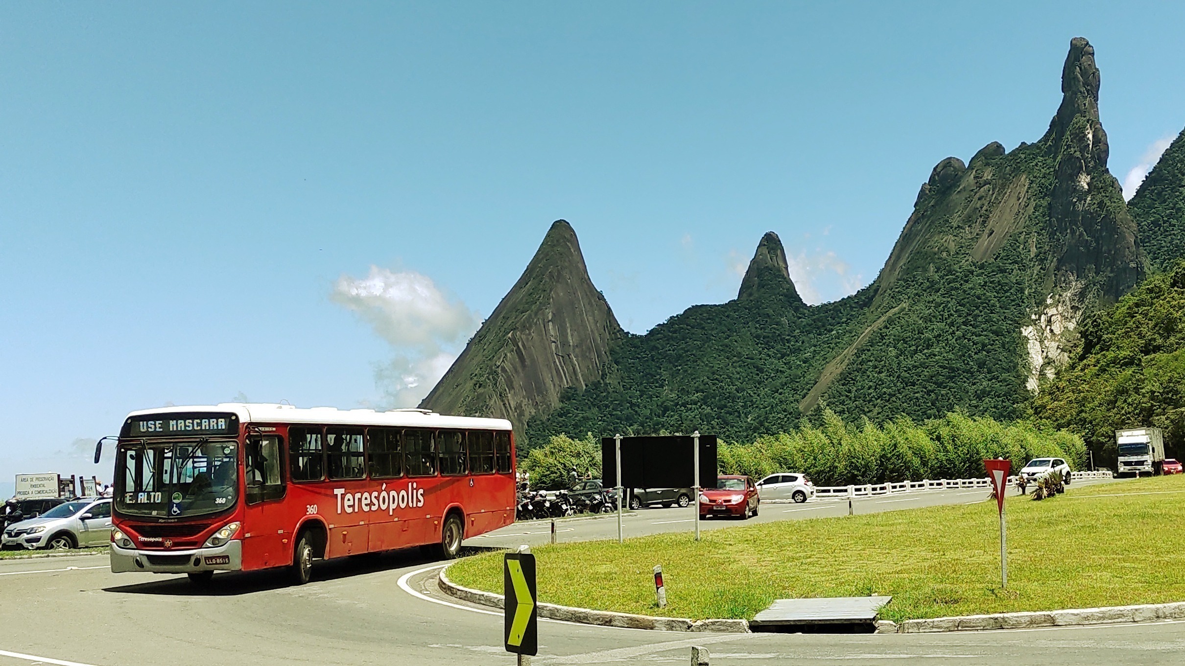 Linhas de ônibus voltam ao itinerário normal a partir deste domingo no  Perpétuo, em Teresópolis, Região Serrana