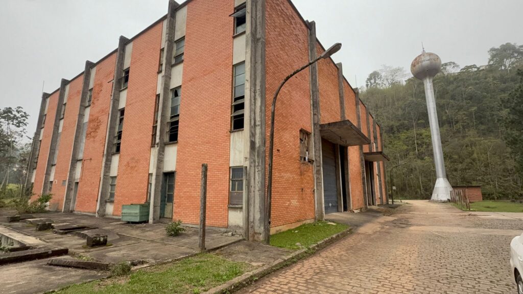 DIÁRIO MULTIMIDIA - Reprodução de fotos e texto não autorizada. Plágio e violação de direitos autorais: Copiar uma foto sem a autorização do autor é plágio e viola os direitos autorais, sendo crime previsto no Artigo 184 do Código Penal.